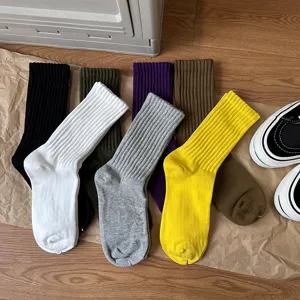 Calcetines de canalé de color sólido para hombres y mujeres, calcetines largos transpirables casuales.