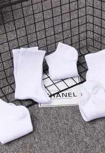 White athletic socks set, casual short and mid-tube cotton socks for men and women.