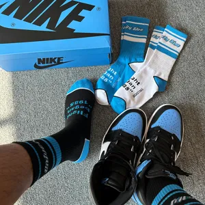 Men UNC Blue Cotton Socks AJ1 Streetwear Skateboard Casual Mid-Tube Sports Socks 85