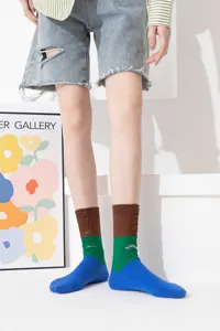 Women colorblock distressed mid-calf socks spring casual fashion stacked cotton socks detail