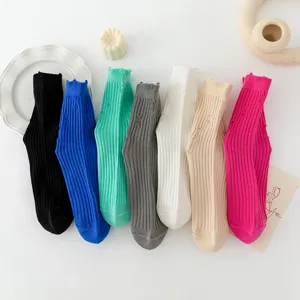 Colorful ribbed distressed mid-tube socks, trendy casual knit socks for men and women.