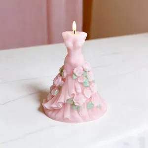 Duftkerze in rosa Kleid Form mit 3D Rosen, romantisches Geschenk für Geburtstag und Deko.