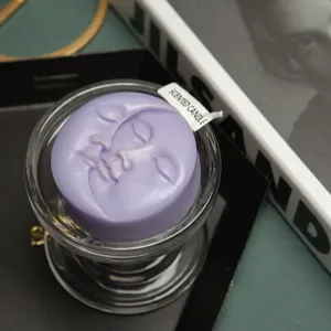 Sun and moon face scented candle, European myth design aromatherapy candle for home decor.