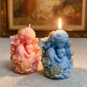 Mother and child scented soy wax candle with gold roses for home decor and cozy gifts.
