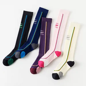 Breathable mesh compression sports socks for women, ideal for running, fitness, yoga and cycling.
