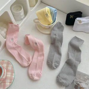 Women spring summer bow embroidery mid-tube cotton socks, comfortable daily wear casual hosiery.