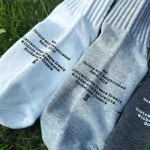 Men casual sports mid-tube socks breathable solid color cotton streetwear knit socks style