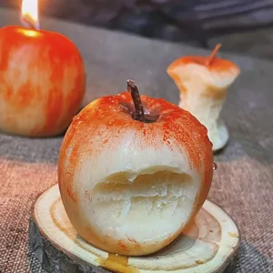 Hand-painted apple shaped scented candles, creative fruit wax candle gift for home decor.