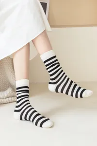 Breathable striped mesh mid-calf socks with vintage retro style for summer daily wear.