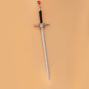 Zwaard haarspeld met rode edelsteen vintage metaal haarstok Chinese stijl haaraccessoire