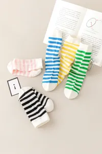 Candy-colored striped breathable mesh mid-tube socks, retro style summer thin socks.