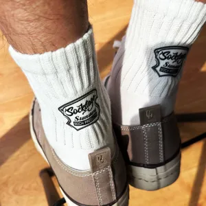 Comfortable minimalist white cotton socks featuring stylish ankle print for everyday.