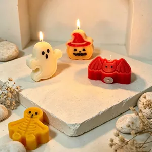 Halloween scented candle set, cute ghost pumpkin bat skeleton shapes, festive party decor.