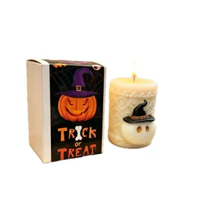 Candela profumata di Halloween con scatola regalo, design fantasma e cappello da strega.
