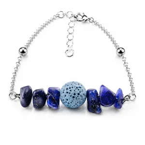 Bracciale diffusore in pietra lavica naturale blu con frammenti di pietre lucide