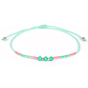 Braccialetto dell'amicizia intrecciato verde menta con perline colorate e gemme sfaccettate