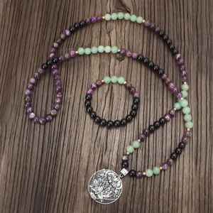 Collier 108 perles améthyste et aventurine avec pendentif lotus yoga et ensemble bracelet.