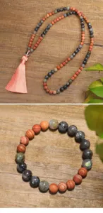 Detail der böhmischen 108-Perlen Labradorit-Kette und Yoga-Armband-Set mit Quaste