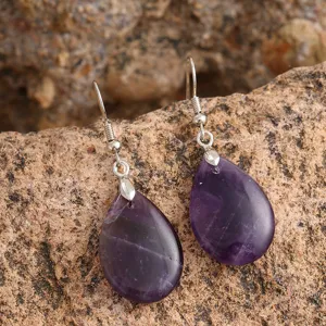 Orecchini pendenti bohémien in ametista viola a forma di goccia su roccia naturale