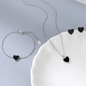 Elegantes Schmuckset aus 925er Sterlingsilber mit schwarzen Herzanhängern aus Onyx