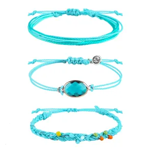 Set aus drei türkisfarbenen Bohemian-Armbändern mit Kristallen und Perlen handgewebt