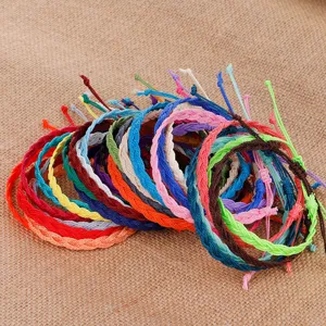 Bunte handgefertigte geflochtene wasserfeste Wachskordel Armbänder im Boho Strand Stil