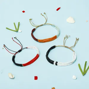 Pulseras bohemias de cuentas de semillas multicapa hechas a mano con cordón ajustable
