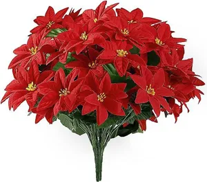 Künstlicher roter Weihnachtsstern Blumenstrauß für festliche Weihnachtsraumdekoration.