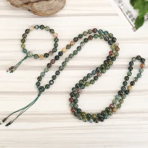 Gedetailleerd overzicht van de 108 Indiase agaat mala kralen ketting en bijpassende armband