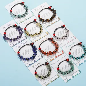 Collezione di braccialetti fatti a mano in pietra naturale con schede informative