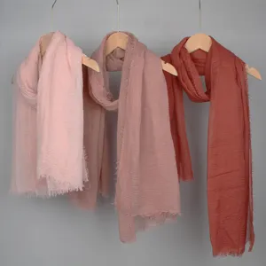 Femme Casual Polyester Écharpe Couleurunie Quatre-Côtés Frange Glands Châle Léger Quotidien Chaud Protection Solaire