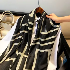 Women's Cotton Geometric Print Scarf Versatile Long Shawl Fashion Scarf