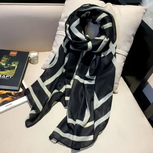 Geometric Print Cotton Linen Scarf Long Shawl Versatile Spring Autumn Fashion Accessory Detail View