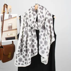 Elegant Camellia Printed Women's Scarf Lightweight Luxury Large Shawl Fashion Decorative Scarf For Daily Wear