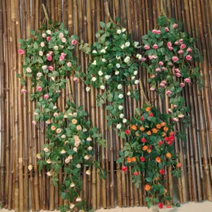 Guirlande de roses artificielles en soie suspendue pour décoration murale et aménagement