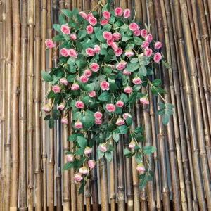 Guirlande de roses artificielles suspendues en soie pour décoration murale de maison.