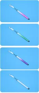 Detalle de cuatro lápices ópticos 2 en 1 de colores con puntas de disco en azul