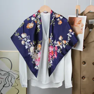 Sciarpa di seta blu navy a fiori, foulard quadrato 90cm da donna, stile etnico