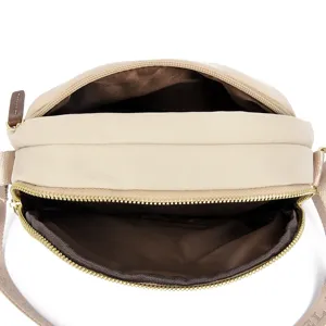 Casual oxford cloth crossbody bag for women, multi-compartment shoulder bag with zipper.