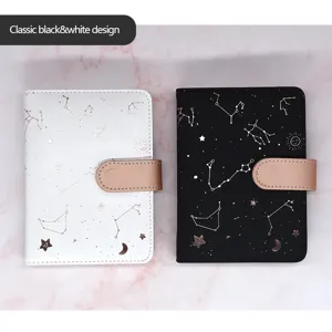Agendas 2025 de constelaciones en diseño clásico blanco y negro con estampado foil