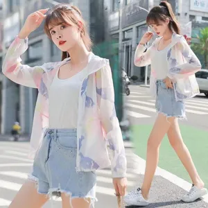 Women Sun Protection Jacket Thin Lightweight Hooded Zipper Coat Breathable Polyester Printed Outdoor Sunscreen Top Summer Wear