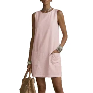 Vestido rosa casual sin mangas con cuello redondo y bolsillos para un verano bohemio