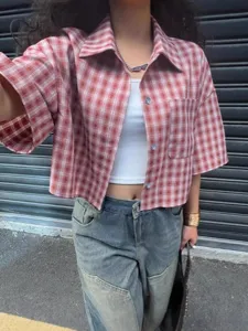 Women's red and white plaid cropped short-sleeve shirt for summer street fashion style