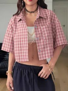 Stylish pink plaid cropped shirt with five-point sleeves for women's summer fashion