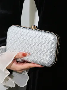Pochette de soirée en PU tressé argenté pour femme avec fermoir doré et pierre bleue