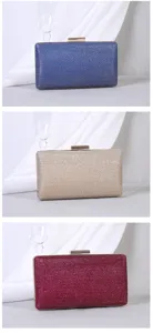 Elegante glitzernde Abendtaschen in den Farben Blau, Gold und Weinrot für Damen