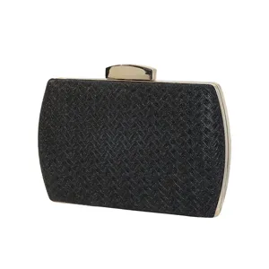 Elegante schwarze gewebte Abendtasche mit goldfarbenem Metallverschluss für Damen