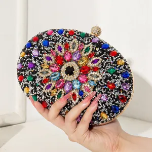 Pochette de soirée élégante faite à la main avec cristaux et motif floral