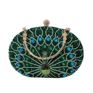 Elegante smaragdgrüne Pfau-Abendtasche mit Strasssteinen für festliche Anlässe