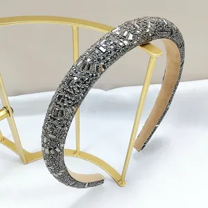 Eleganter Luxus-Haarreif mit funkelnden grauen facettierten Kristallen und Steinen für Damen